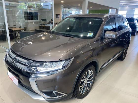 MITSUBISHI OUTLANDER 2.0 COMFORT 16V GASOLINA 4P AUTOMÁTICO